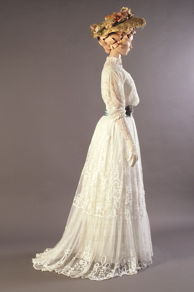Three Dresses from the Very Late Victorian and start of the Edwardian era;  Understanding the Fashion Trends – Part Four